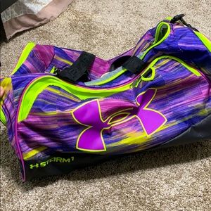 Under armour duffle bag